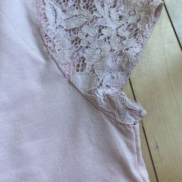 Pink lace sleeve top 8-10 - Picture 6 of 12